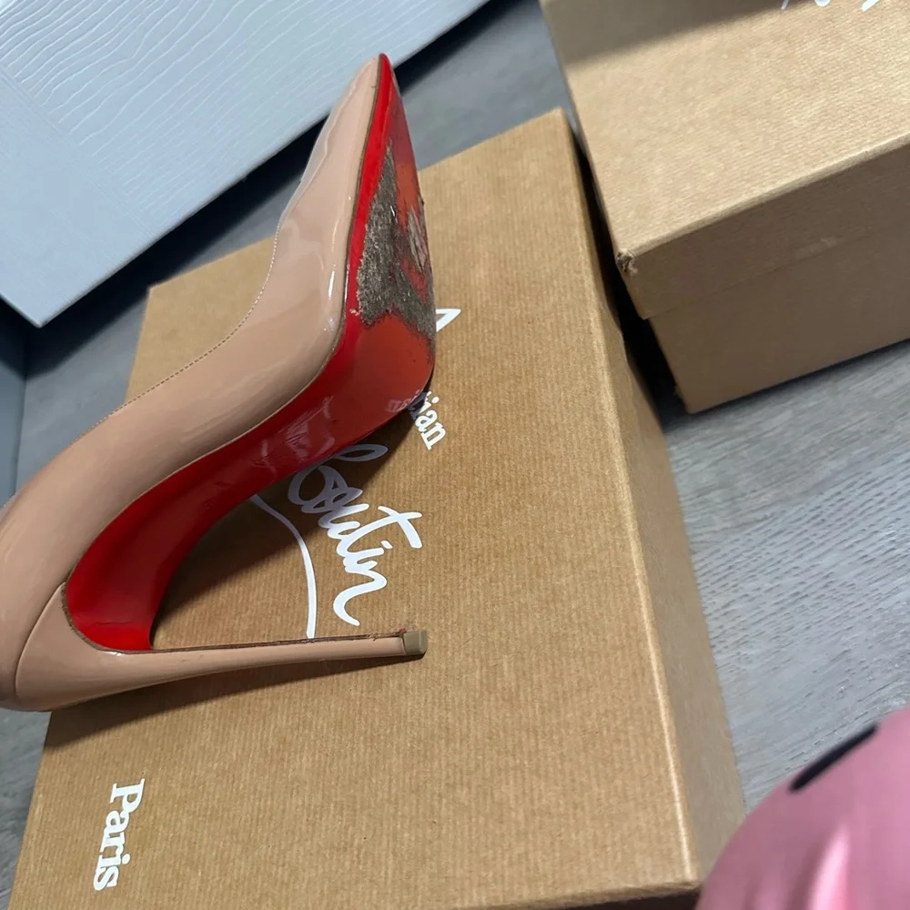 Nude so Kate Christian Louboutin heel - Picture 3 of 7